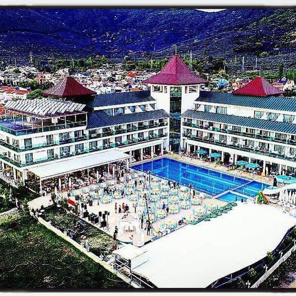 Ceti̇N Presti̇Ge Resort Ocaklar المظهر الخارجي الصورة